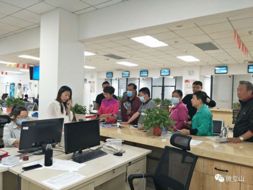 牢记为民服务宗旨 优化窗口服务质量——立山区党群服务中心全力做好档案查询与信息咨询服务